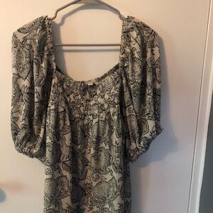 LOFT Size L blouse top with puffy sleeves
